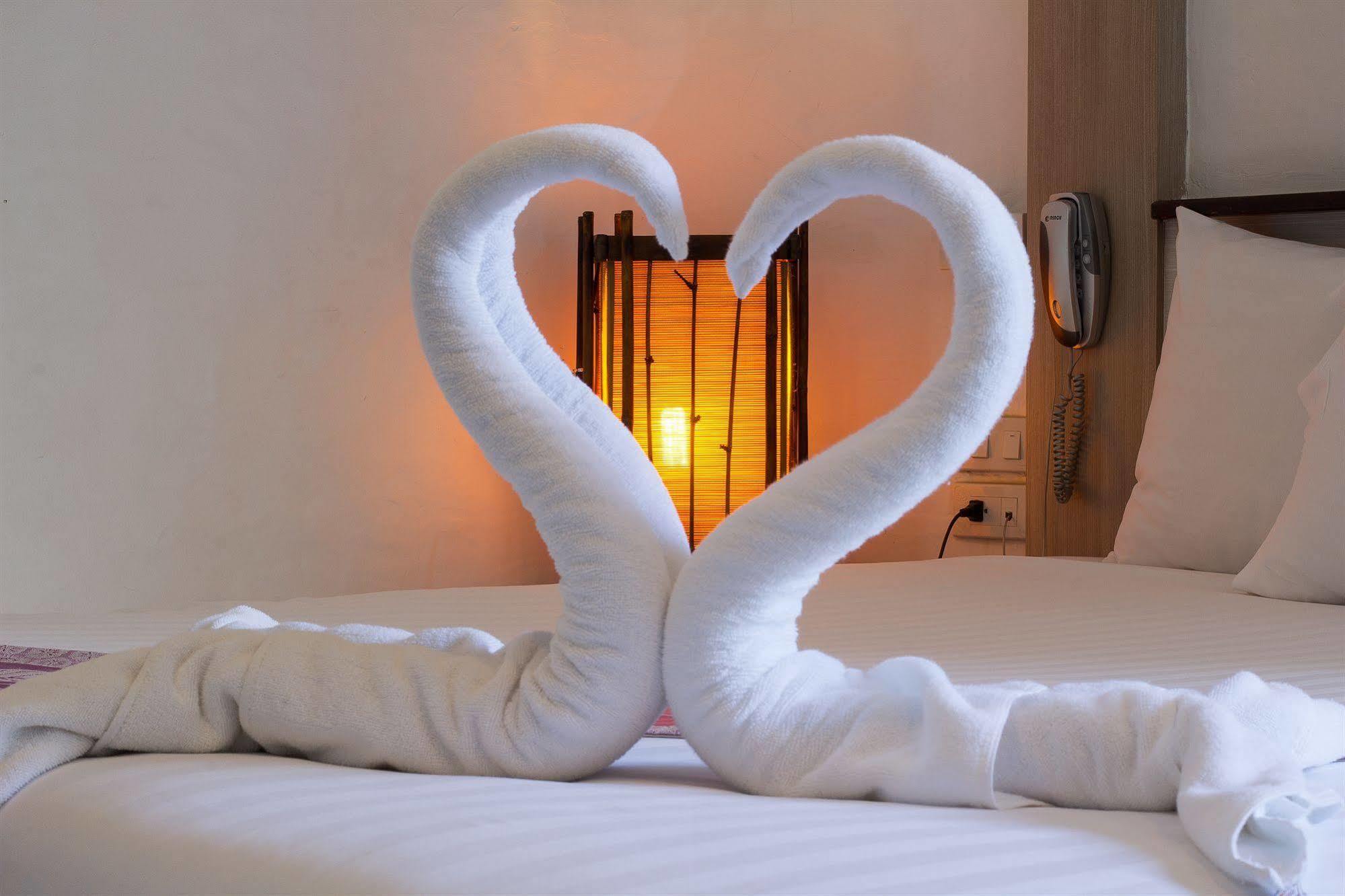 Goodnight Cha Am Minitel Hotel Cha-Am Bagian luar foto
